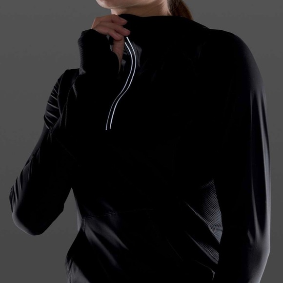 Lululemon Sleek Performance 1/2 Zip Hood • Black - Picture 8 of 10